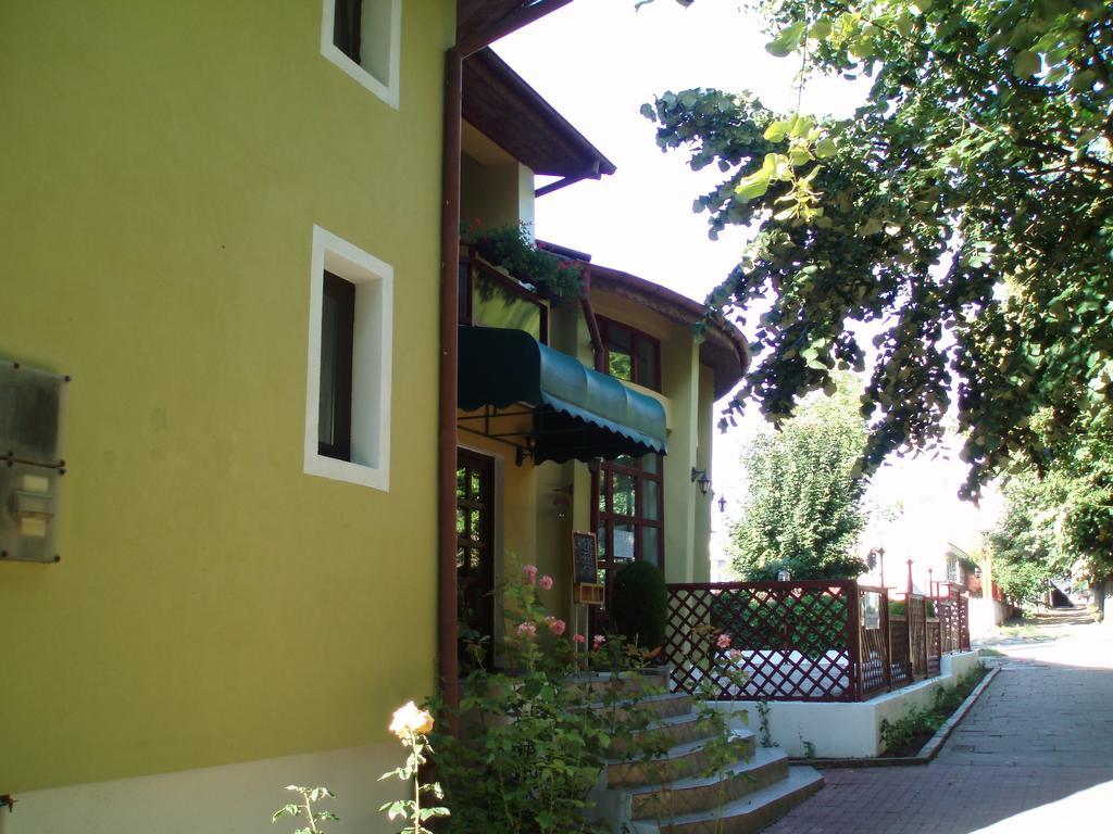 Pension Edelweiss 3*